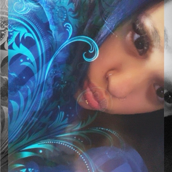 Meet your Posher, Yanette - Picture 7 of 10